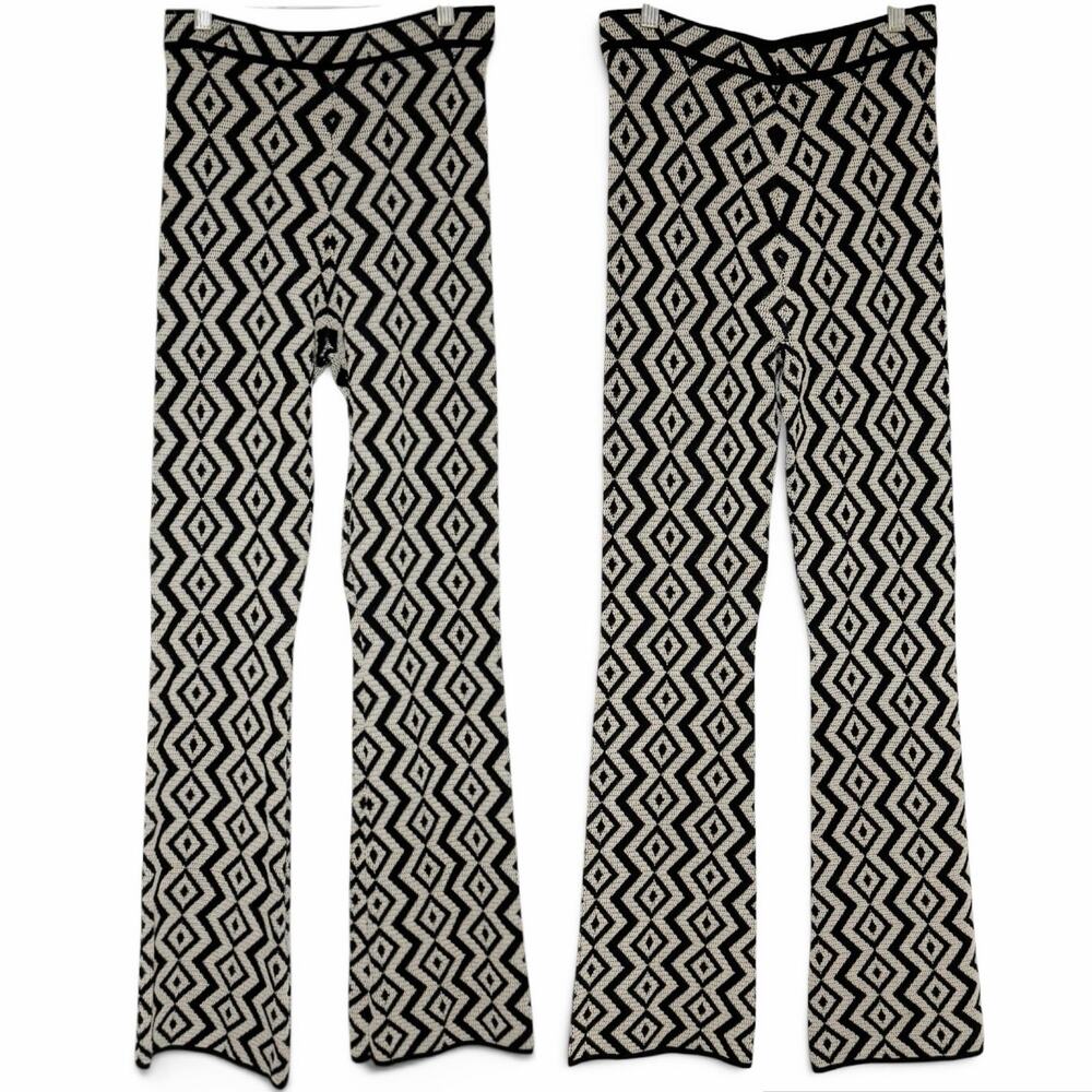 HOUSE OF HARLOW 1960 Geometric Flare Leg Knit Pull On Pants Black White Medium